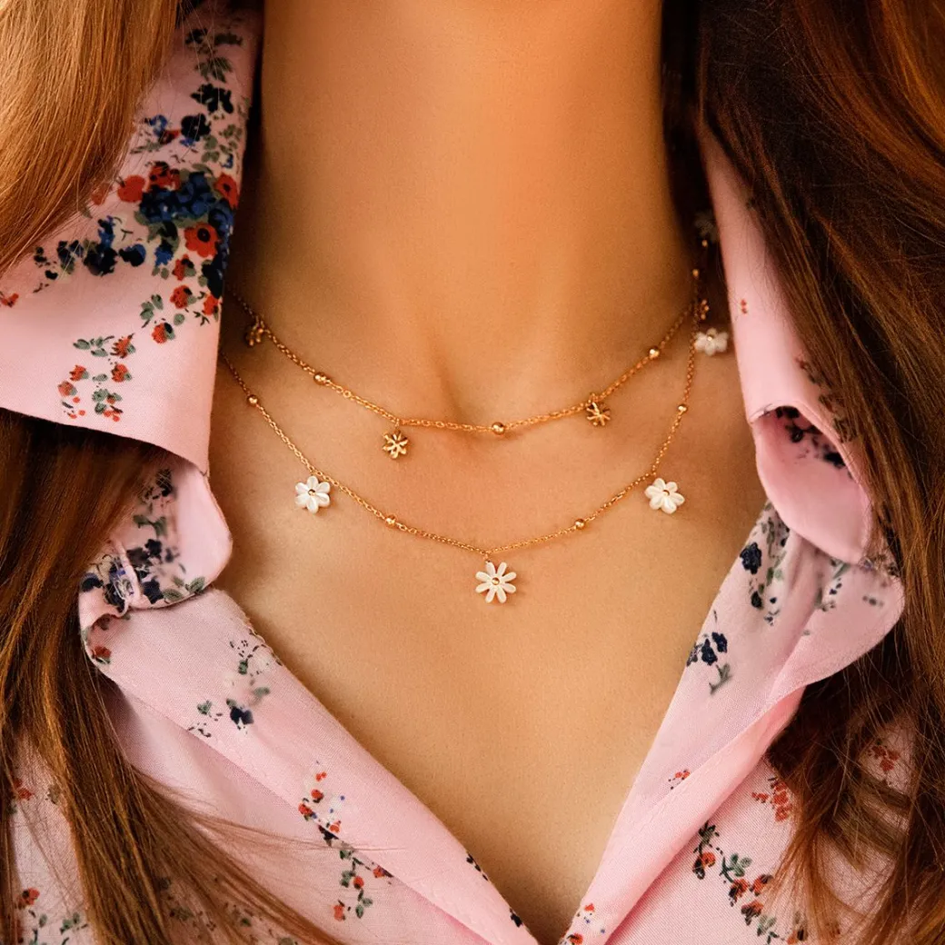 Choker Flowers pozłacany z niezapominajkami z masy perłowej^Lilou Hot