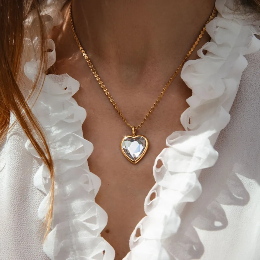 Naszyjnik Hearts z zawieszką Icons z białym kryształem^Lilou Fashion