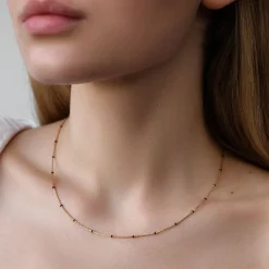 Naszyjnik Sublime z czarną emalią pozłacany^Lilou Fashion