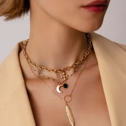Naszyjnik z Lune i czarnym kwarcem na emaliowanym łańcuszku^Lilou Fashion