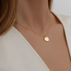 Naszyjnik z medalikiem ze złota próby 585 z diamentem^Lilou Hot